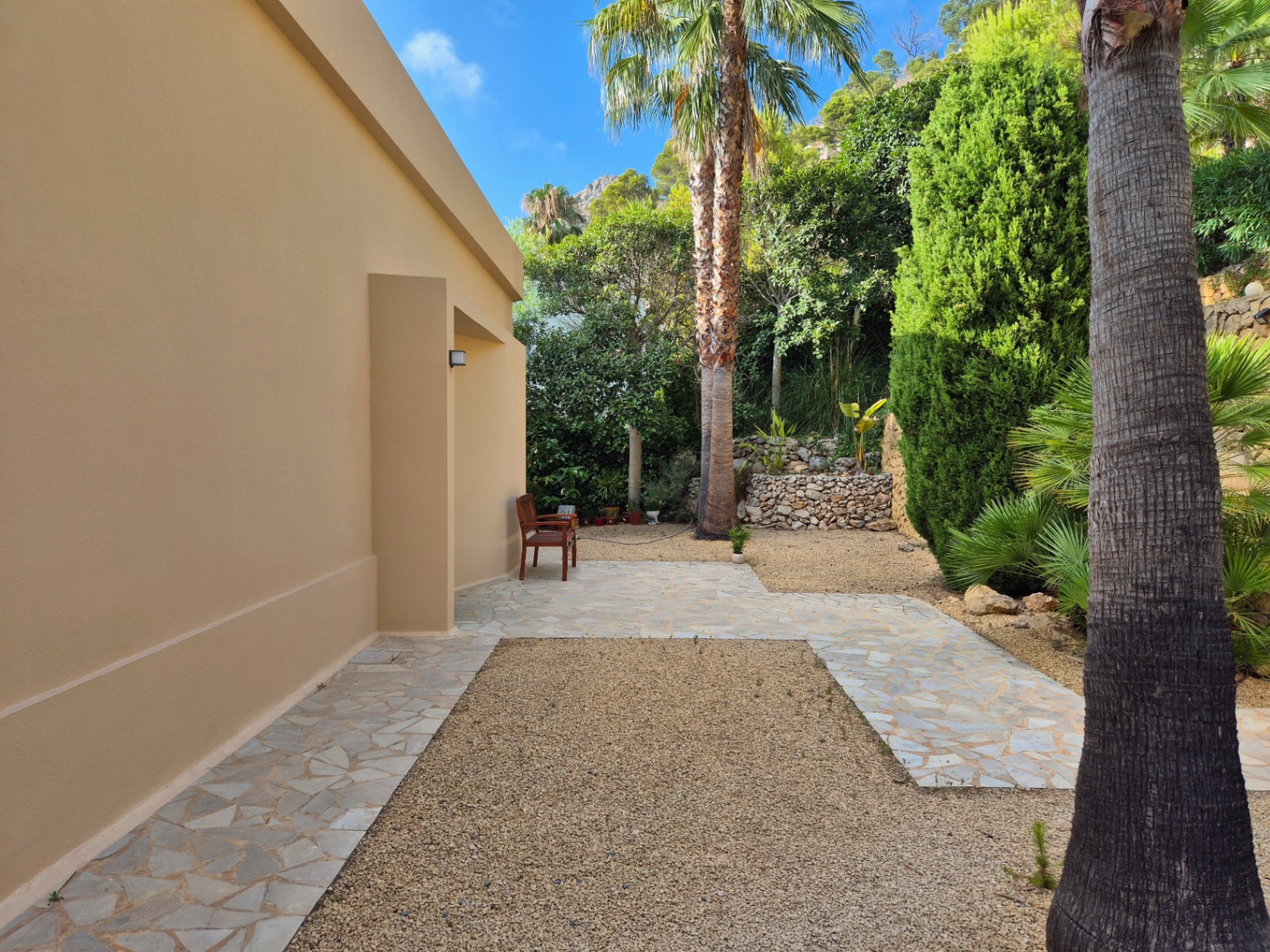 Villa avec vue sur les montagnes à Altea Hills – intimité, nature et art de vivre méditerranéen sur la Costa Blanca
