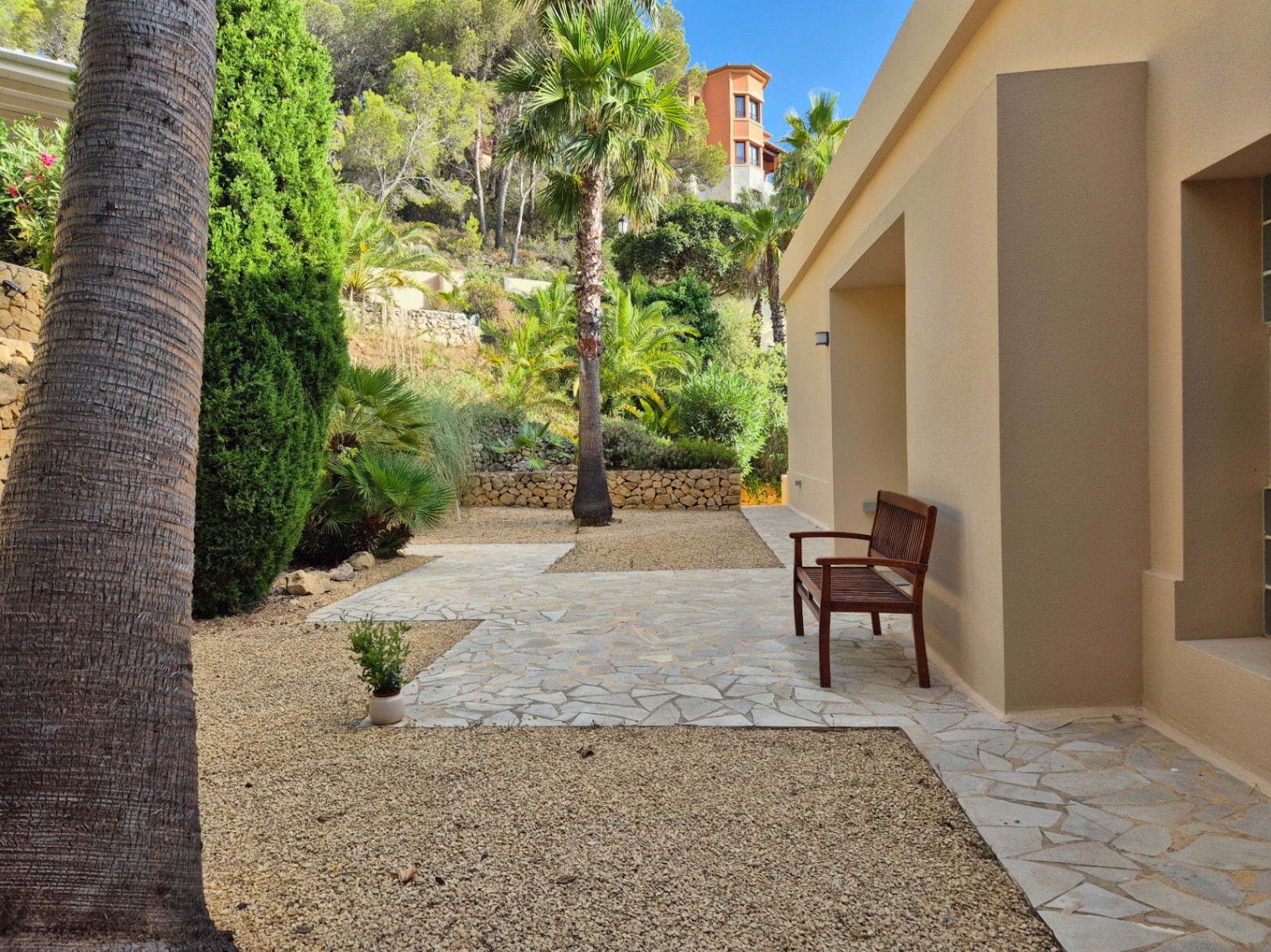 Villa avec vue sur les montagnes à Altea Hills – intimité, nature et art de vivre méditerranéen sur la Costa Blanca