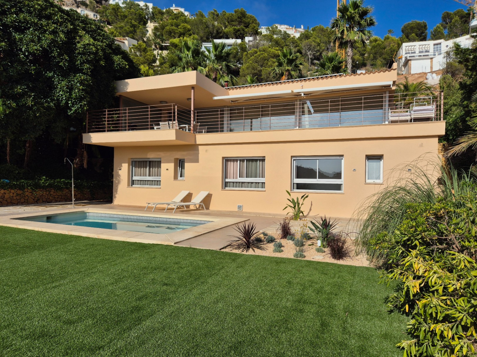 Villa avec vue sur les montagnes à Altea Hills – intimité, nature et art de vivre méditerranéen sur la Costa Blanca